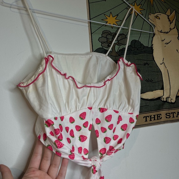 Strawberry shortcake crop top - Picture 2 of 2